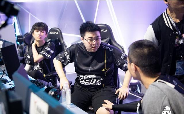 间的广泛讨 间的广泛讨