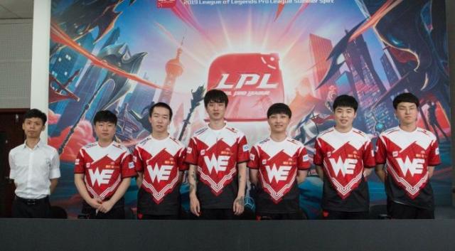 马的整体作 马的整体作